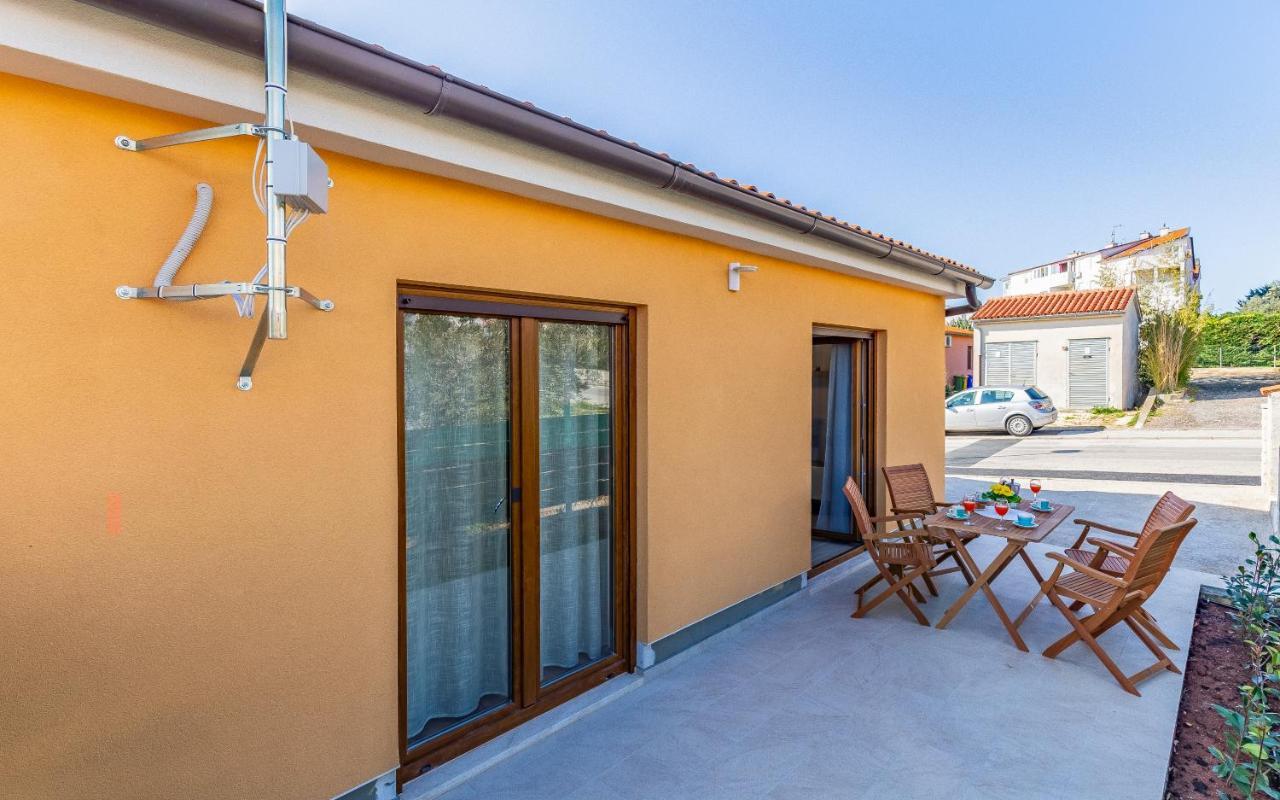 Apartment Blue Pula, New, Family Friendly, Comfortable, Free Parking And Wifi 外观 照片