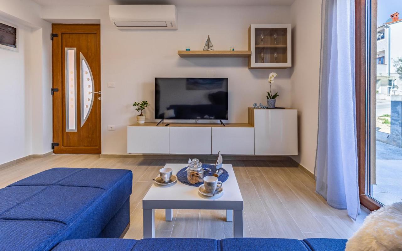 Apartment Blue Pula, New, Family Friendly, Comfortable, Free Parking And Wifi 外观 照片