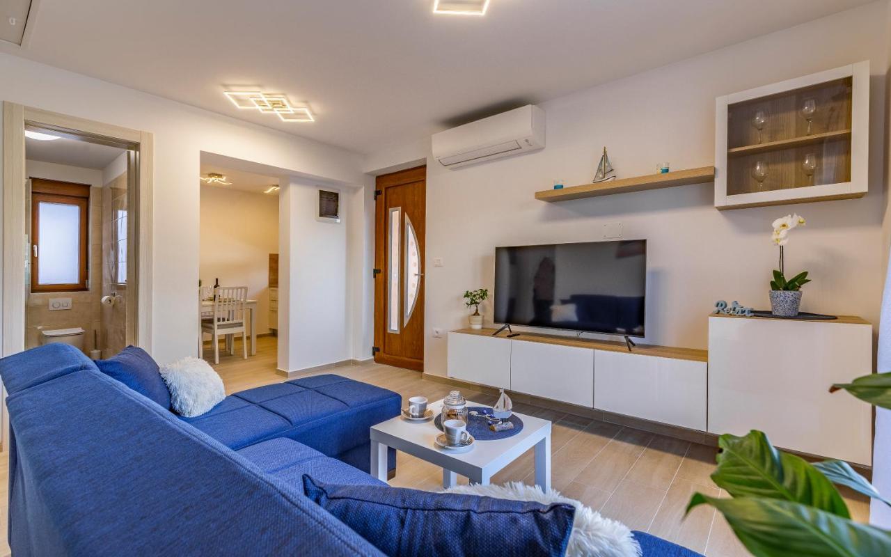 Apartment Blue Pula, New, Family Friendly, Comfortable, Free Parking And Wifi 外观 照片